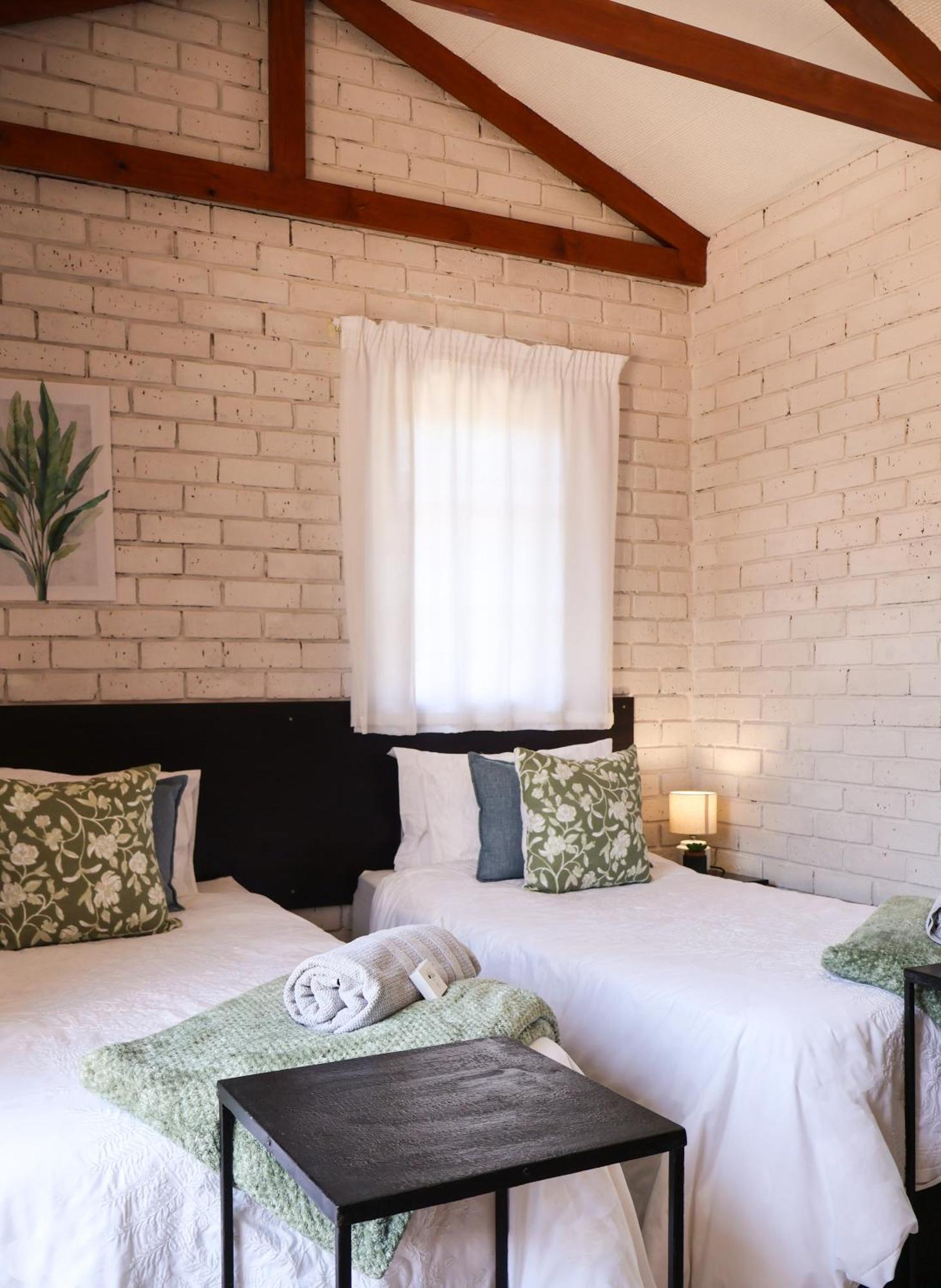 Bed and Breakfast Rooiberg View Кларенс Экстерьер фото