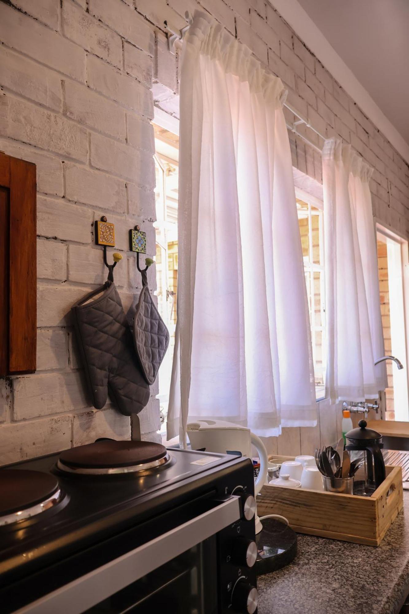 Bed and Breakfast Rooiberg View Кларенс Экстерьер фото